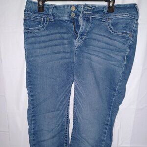 Wildflower Capri Jeans Size 13